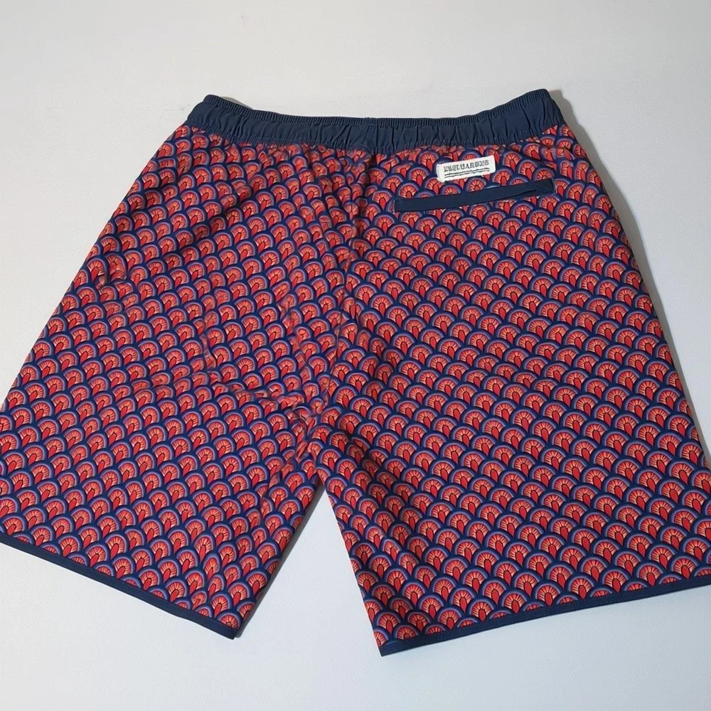 Fair Harbor Swim Trunks Mens Medium Red Navy Blue Scallop Print Lined Shorts‎ M